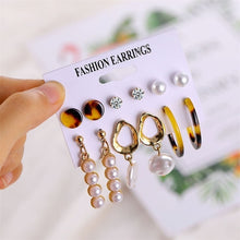 Load image into Gallery viewer, Hoop Earrings Set