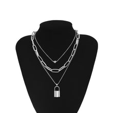 Load image into Gallery viewer, Pendant Choker Necklace