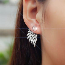 Load image into Gallery viewer, Flower Drop Earrings
