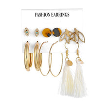 Load image into Gallery viewer, Hoop Earrings Set
