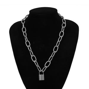 Pendant Choker Necklace