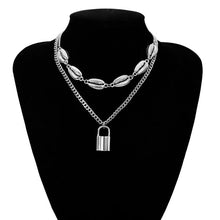 Load image into Gallery viewer, Pendant Choker Necklace
