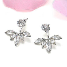 Load image into Gallery viewer, Flower Drop Earrings
