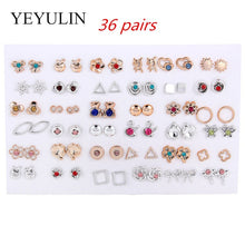 Load image into Gallery viewer, Stud Earrings Set
